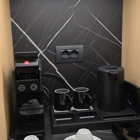 Lion Gate 3* Saranda