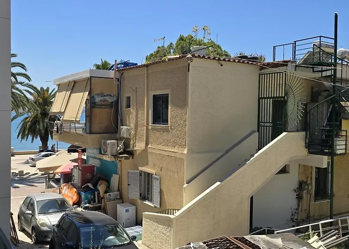 Lion Gate 3* Saranda