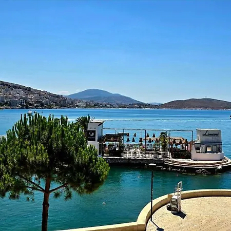 Lion Gate Sarandë