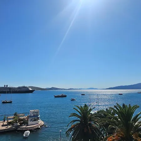 فندق Lion Gate 3*