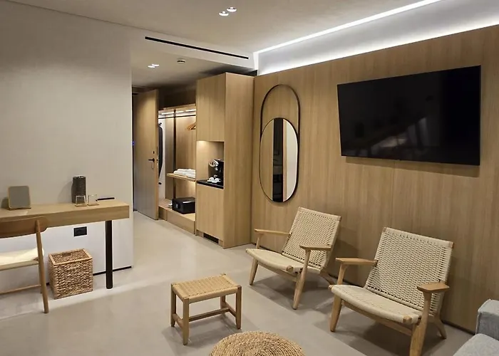 Lion Gate 3* ساراندا