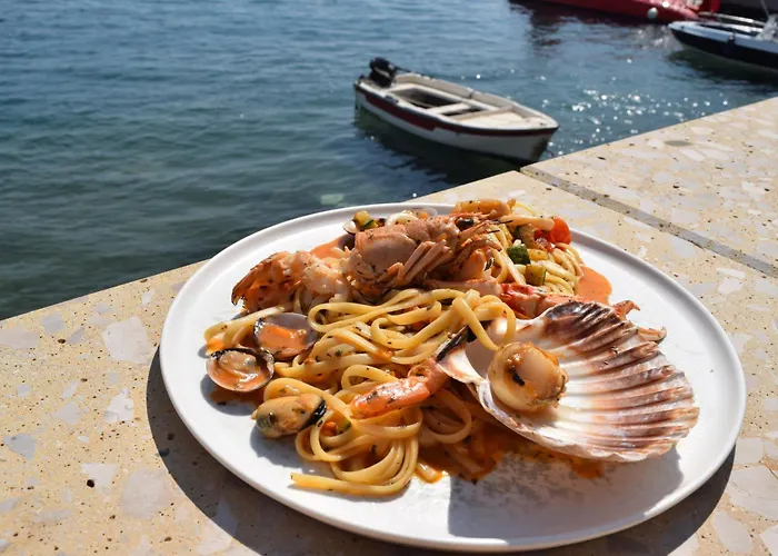 Lion Gate فندق ساراندا