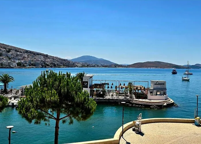 Lion Gate Sarandë